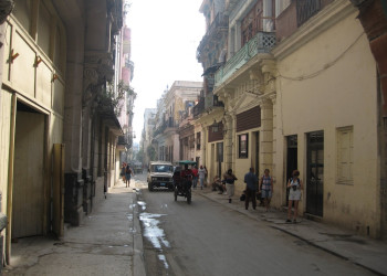 Улица в Гаване, Куба. Фото 2 – фотографии Кубы