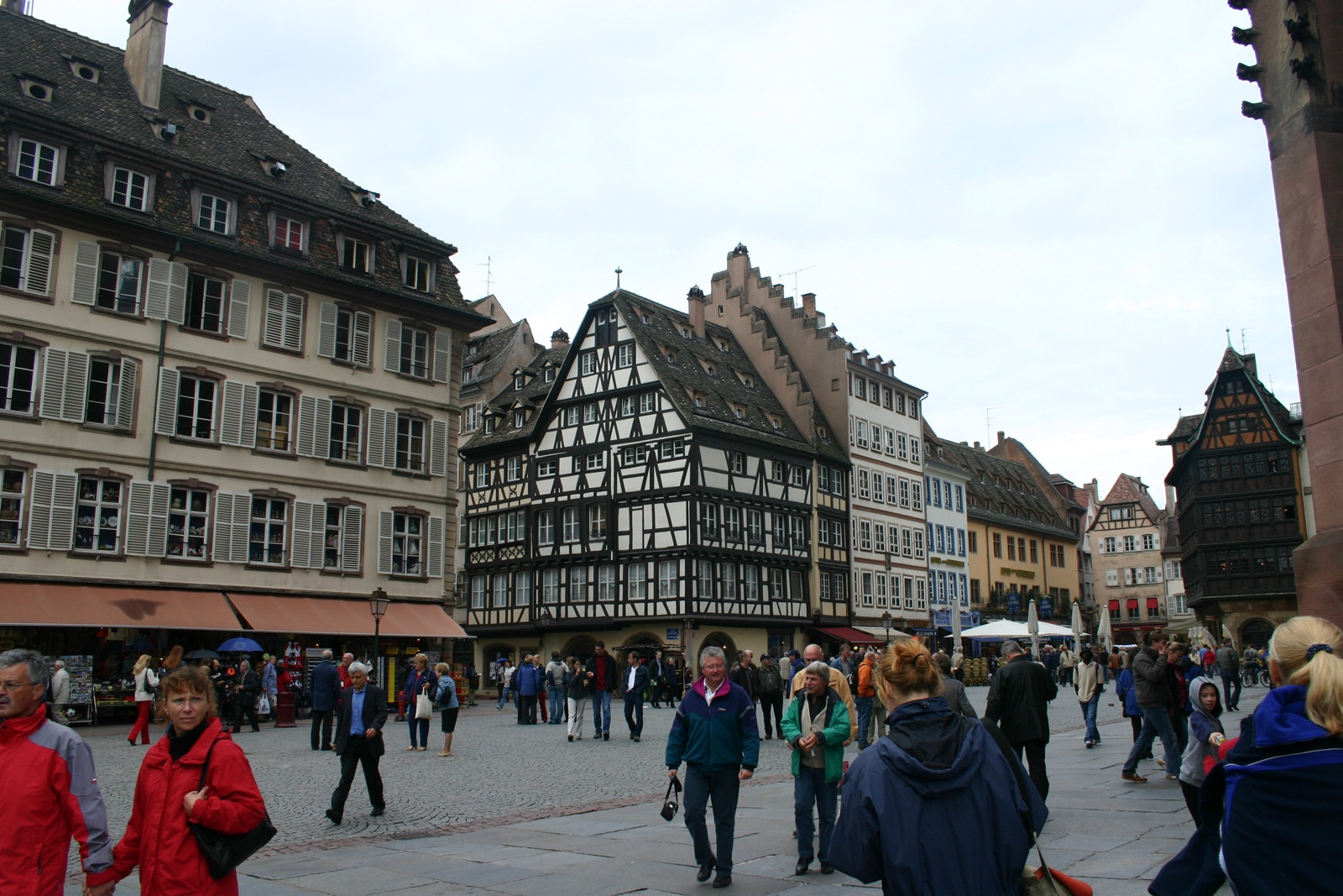 Люди в Страсбурге, Франция. Фото 3 – фотографии Франции