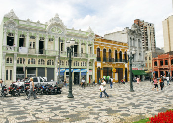 Улица в Куритиба, Бразилия. Фото 8 – фотографии Бразилии