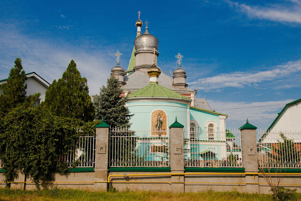 Свято-Троицкий кафедральный собор в Майкопе. Фото 1 – фотографии России
