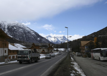 Дорога в Серр-Шевалье, Франция. Фото 1 – фотографии Франции