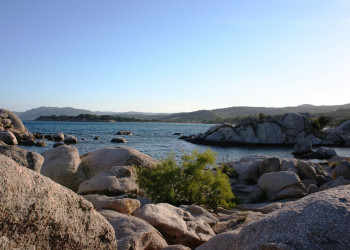 Глыбы камней в Порто-Векьо, Франция. Фото 3 – фотографии Франции