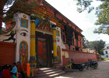 Вход в Pashupatinath – фотографии Непала