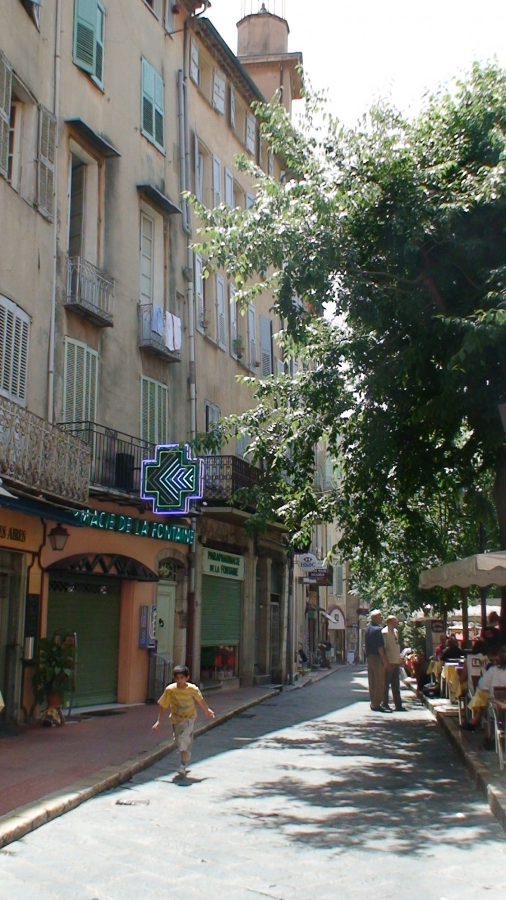 Магазины в Грассе, Франция. Фото 2 – фотографии Франции