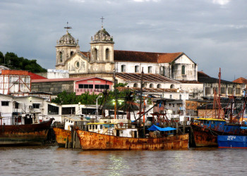 Катера в Белене, Бразилия – фотографии Бразилии