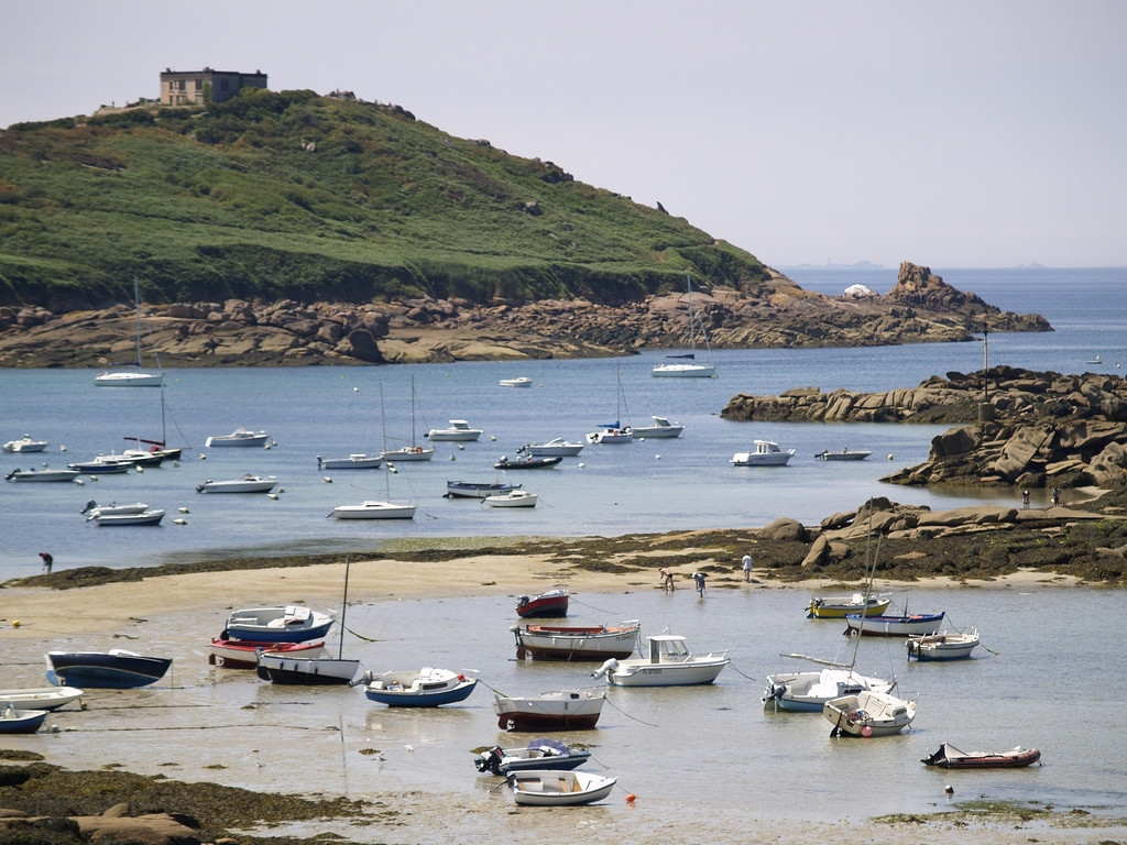 Яхты и катера в Требердене, Франция. Фото 4 – фотографии Франции