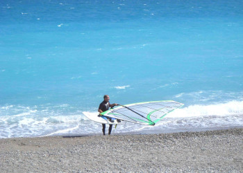 Серфинг в Ницце, Франция – фотографии Франции