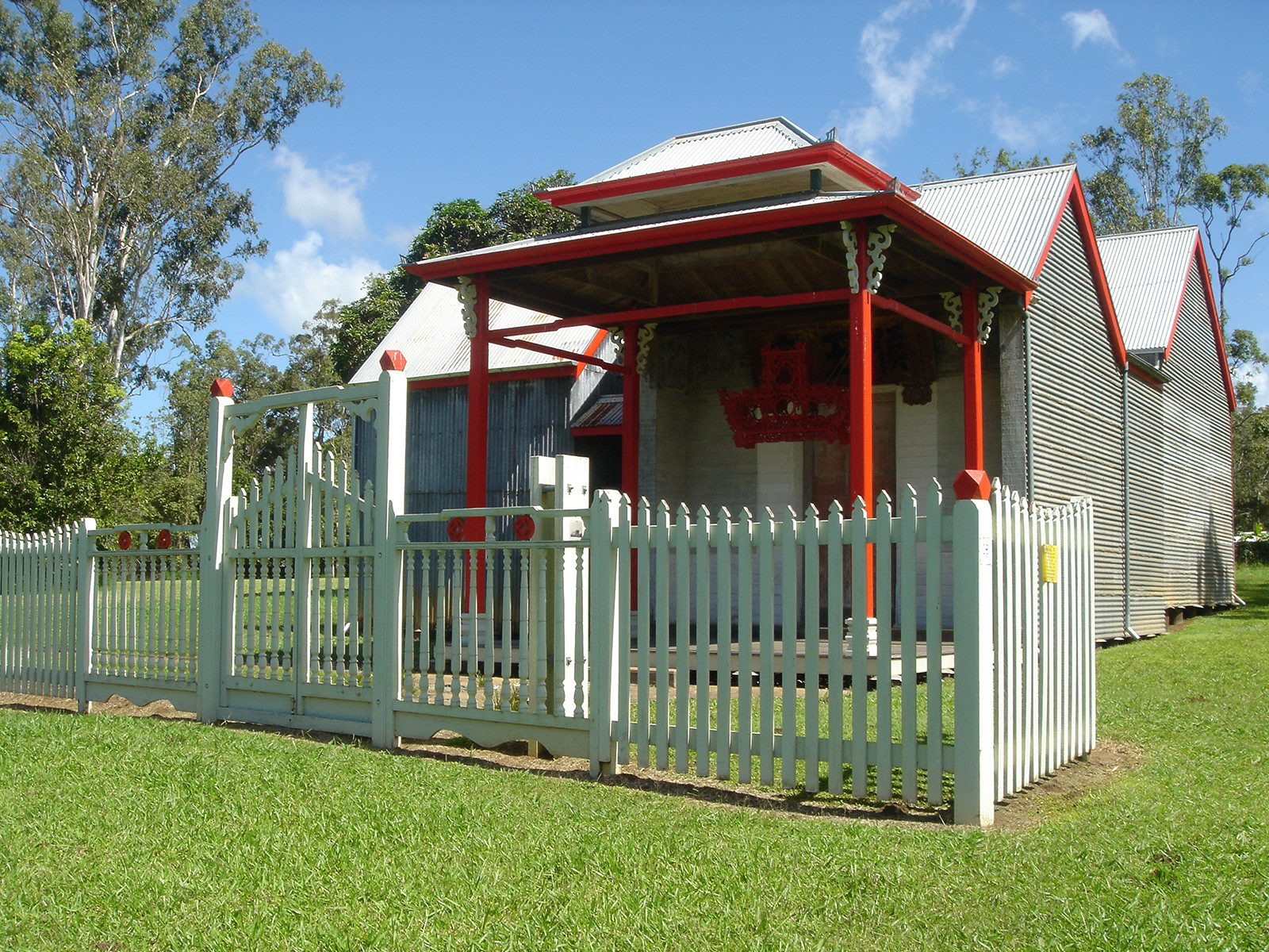 Китайский храм Хоу-Ван (Hou Wang) в Атертоне – фотографии Австралии