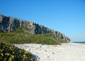 Южное побережье острова Кайман-Брак (Cayman Brac Island) – фотографии Каймановых островов