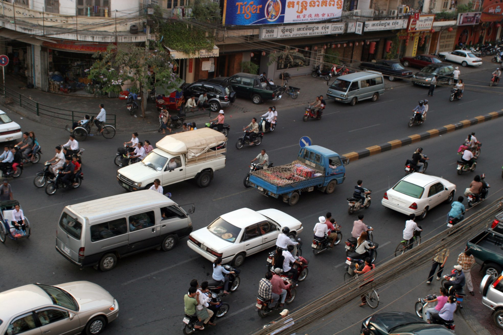 Транспорт в Пномпене, Камбоджа. Фото 2 – фотографии Камбоджи