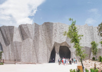 Доисторическое искусство в пещере Шове (Grotte Chauvet), Франция – фотографии Франции