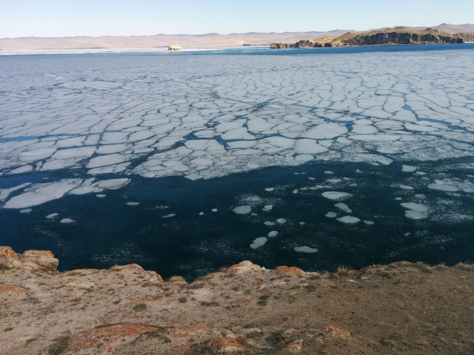 Майский лёд на Малом море, Курма – фотографии России