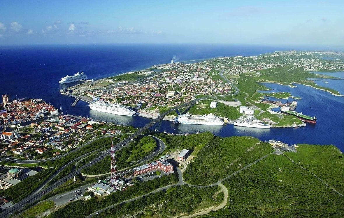 Виллемстад, Кюрасао, фото № 75954 – фотографии Кюрасао