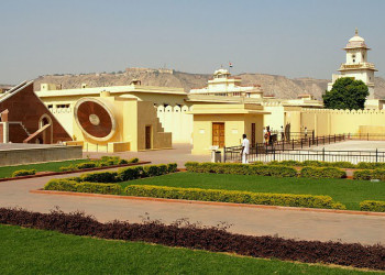 Jaipur - Jantar Mantar Observatory – фотографии Индии