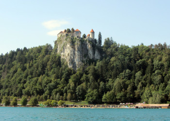 Бледский замок на берегу озера Блед – фотографии Словении