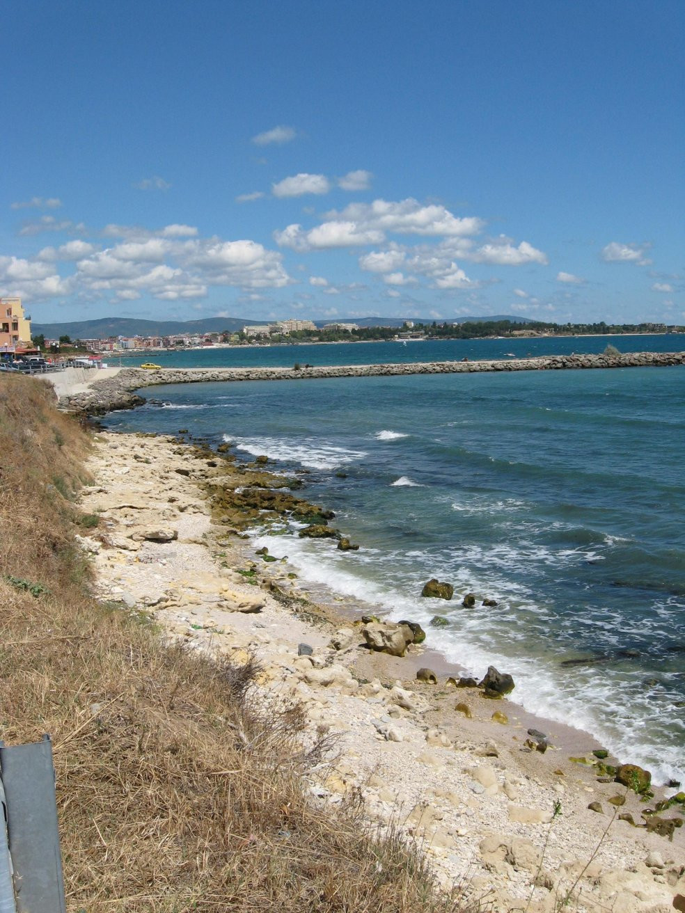 Берега в Равде, Болгария – фотографии Болгарии