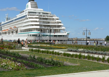 Корабль в Бордо, Франция – фотографии Франции