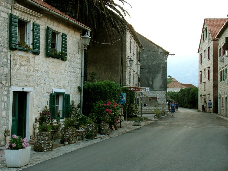 Улица в Которе, Черногория. Фото 28 – фотографии Черногории