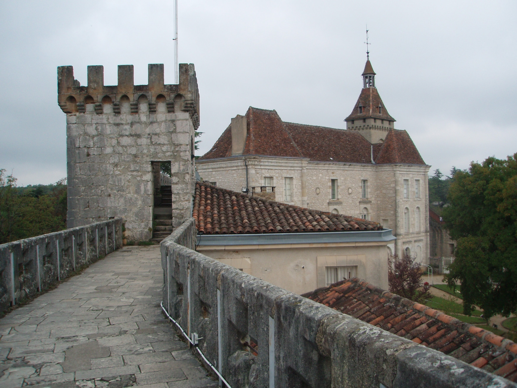 Замок в Рокамадуре, Франция. Фото 3 – фотографии Франции