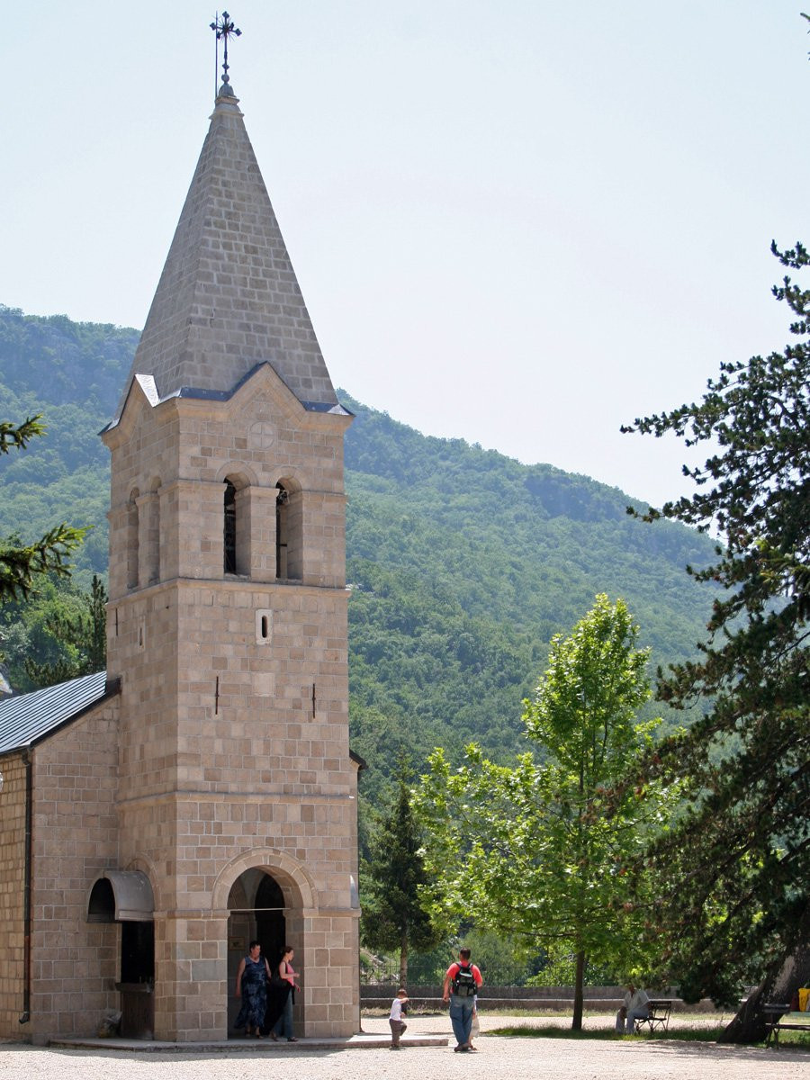 Церковь в Даниловграде, Черногория. Фото 14 – фотографии Черногории