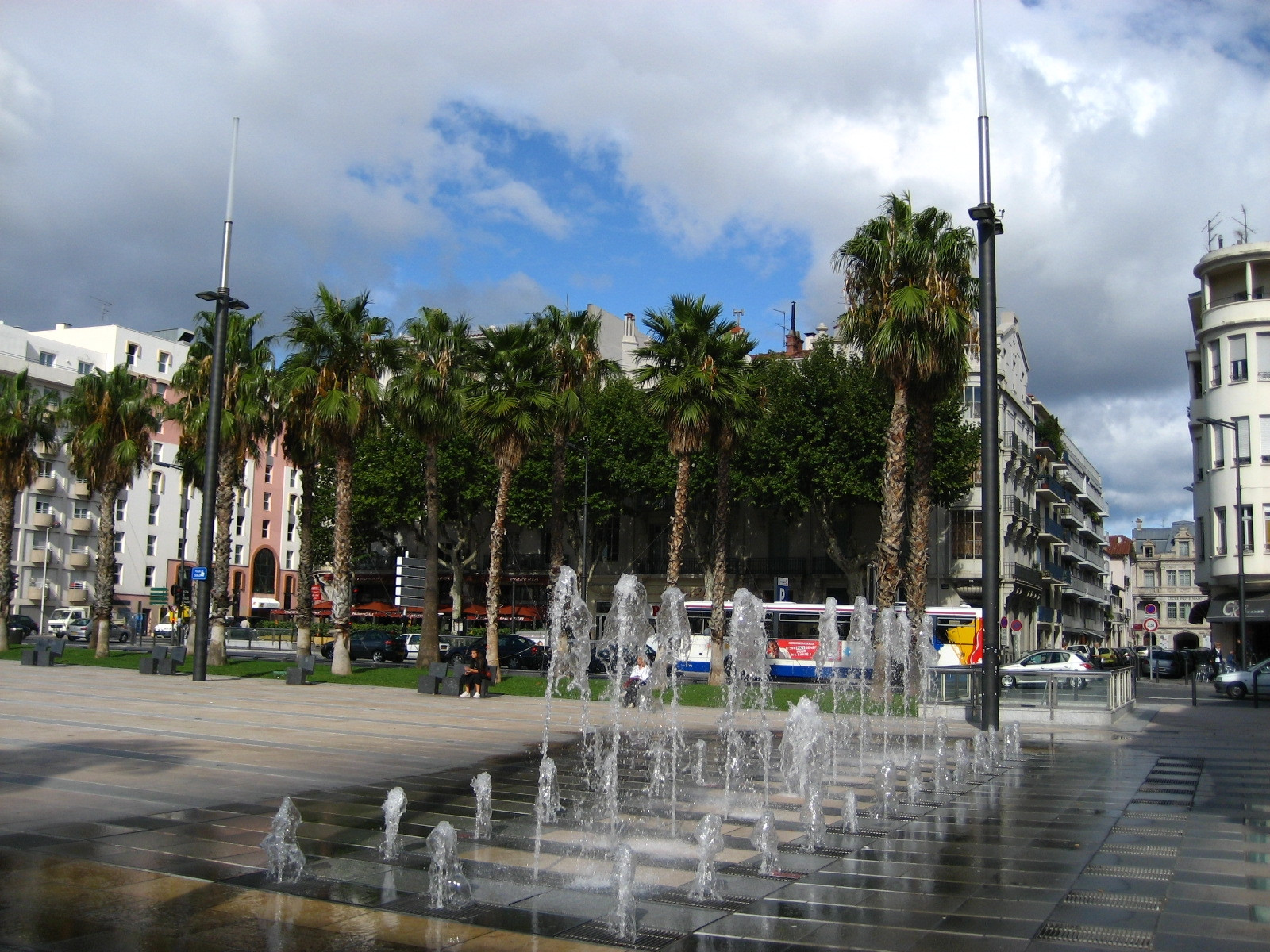 Фонтан в Перпиньяне, Франция. Фото 5 – фотографии Франции