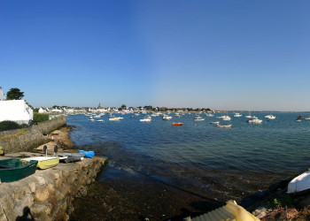 Море в Локмариакере, Франция – фотографии Франции