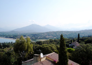 Природа в Портиччо, Франция – фотографии Франции