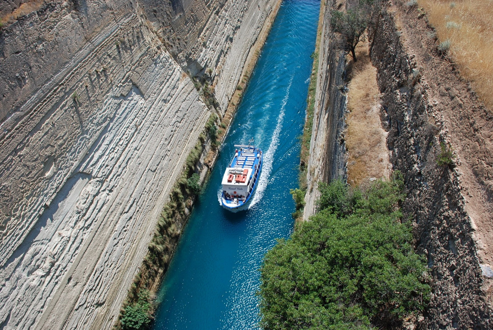 Коринфский канал в Греции – фотографии Греции