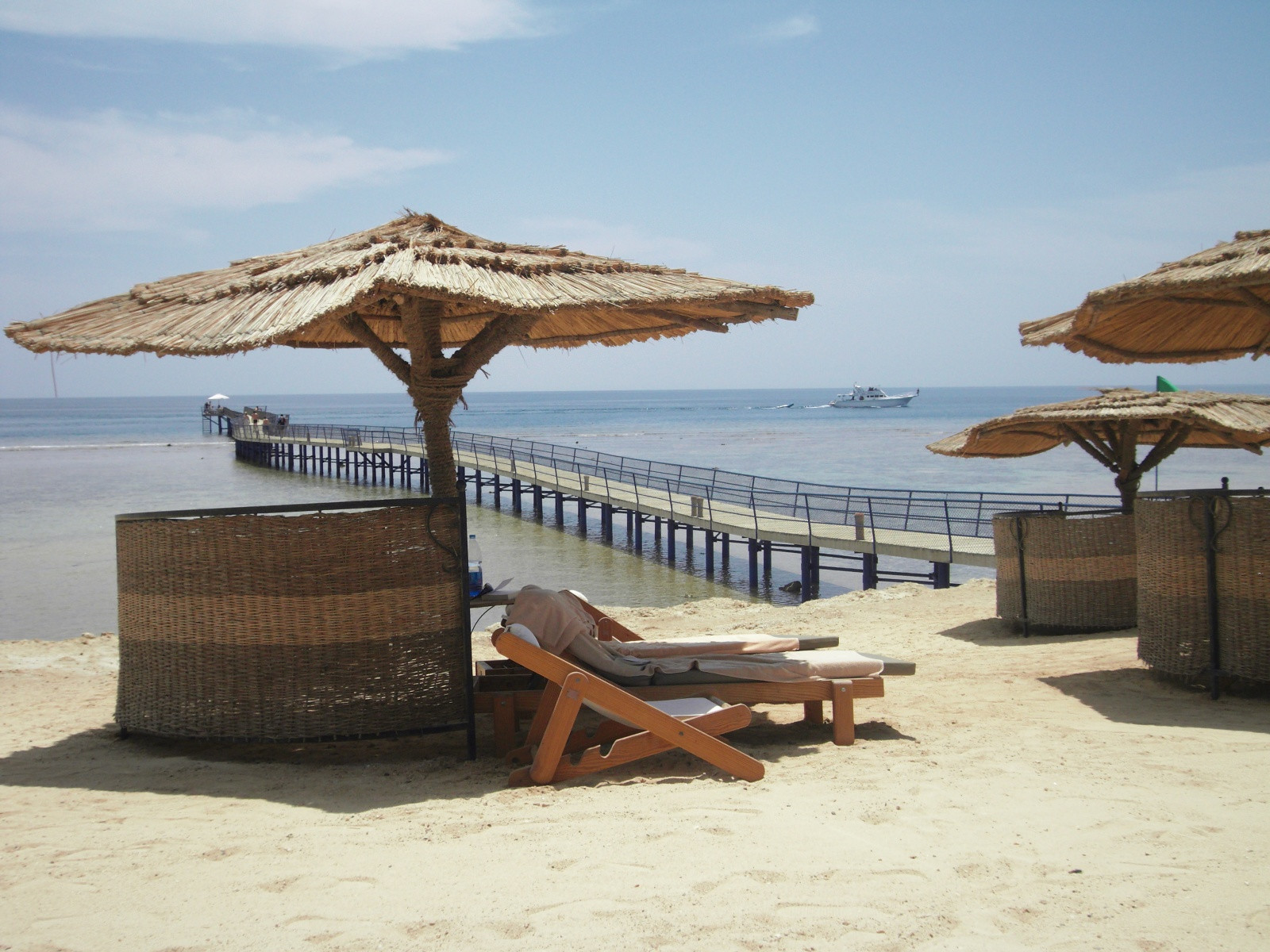 Пляж в Порт-Галиб, Египет – фотографии Египта