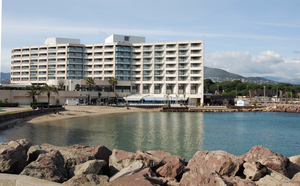 Отель в Манделье-ля-Напуль, Франция – фотографии Франции