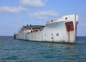 Корабль в Кайо-Энсеначос, Куба – фотографии Кубы