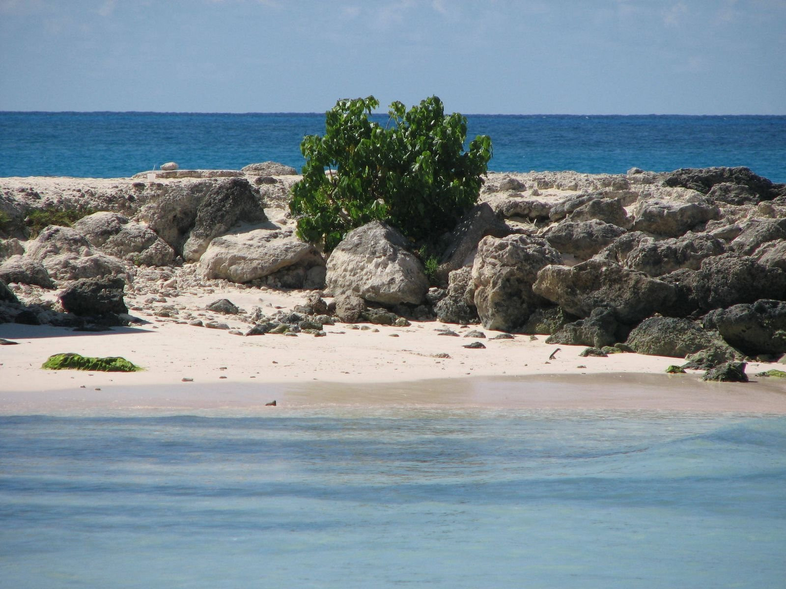 Пляж Miami Beach южного побережья Барбадоса – фотографии Барбадоса