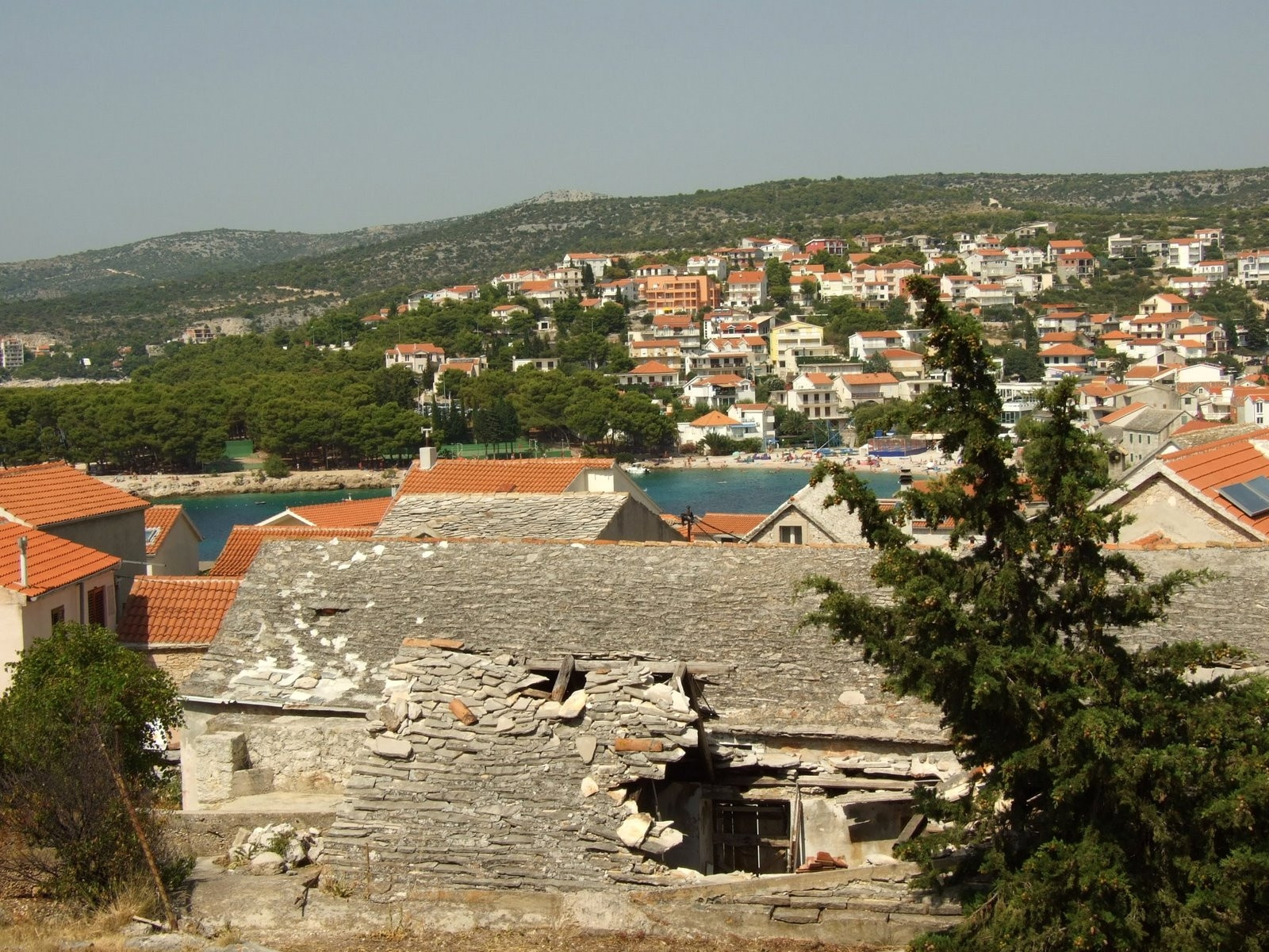 Дома в Примоштене, Хорватия. Фото 1 – фотографии Хорватии
