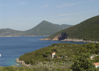 Берега в Которском заливе, Черногория – фотографии Черногории