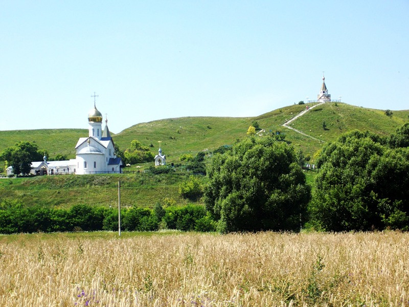 Свято-Троицкий Холковский монастырь (Старый Оскол) – фотографии России