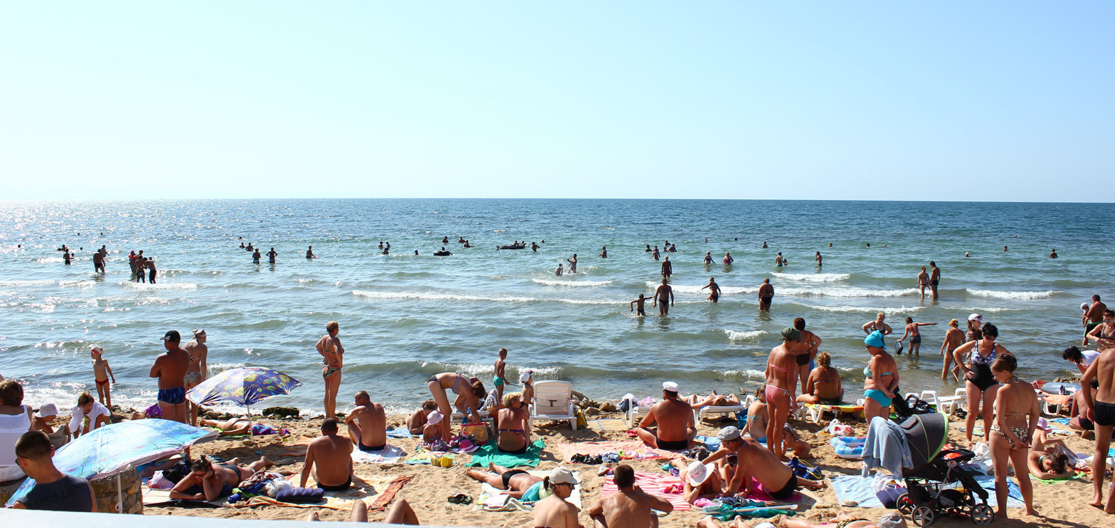 Пляж в Евпатории, Крым. Фото 1 – фотографии России