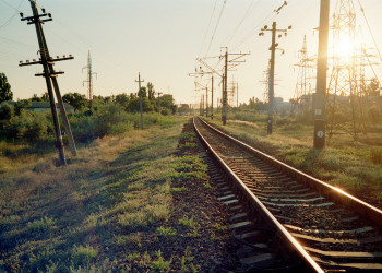 Железная дорога в Саки, Россия – фотографии России