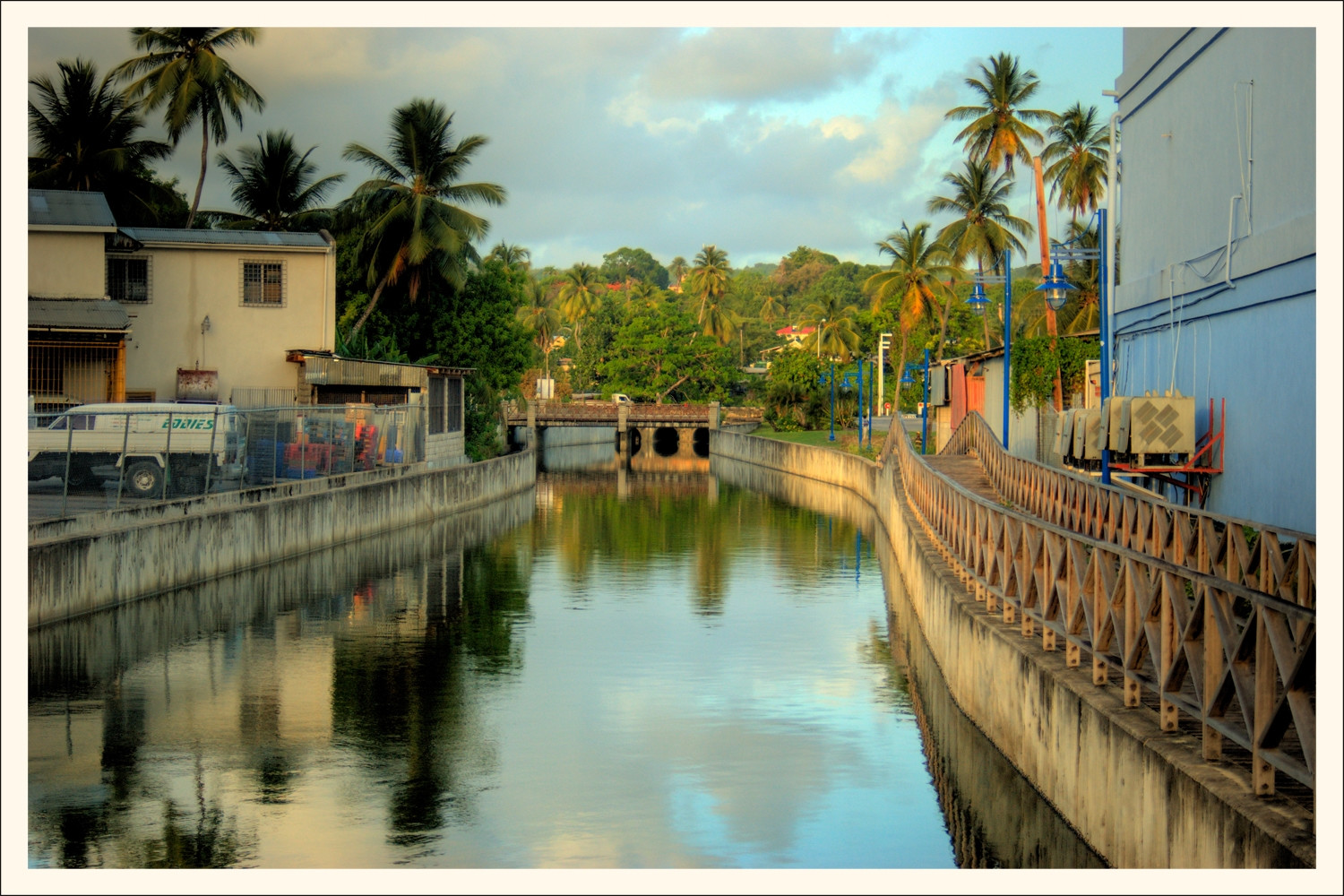 Канал в Спейтстауне, Барбадос – фотографии Барбадоса