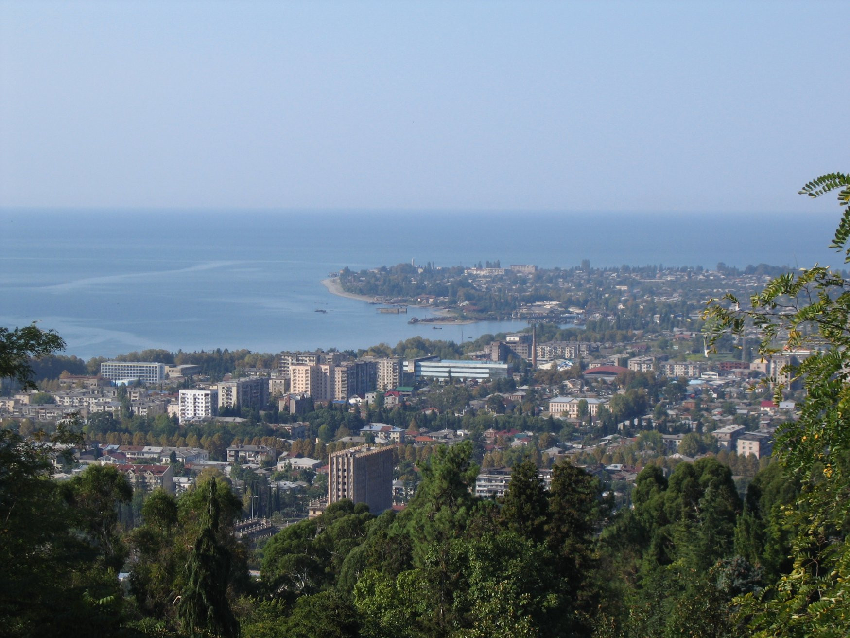 Панорамный вид Сухум, Абхазия – фотографии Абхазии