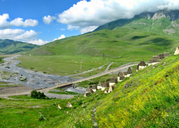 Некрополь у селения Даргавс. Фото 1 – фотографии России