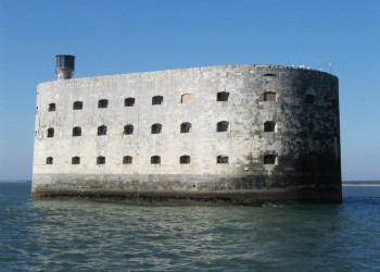 Море в Форт Байяре, Франция. Фото 1 – фотографии Франции