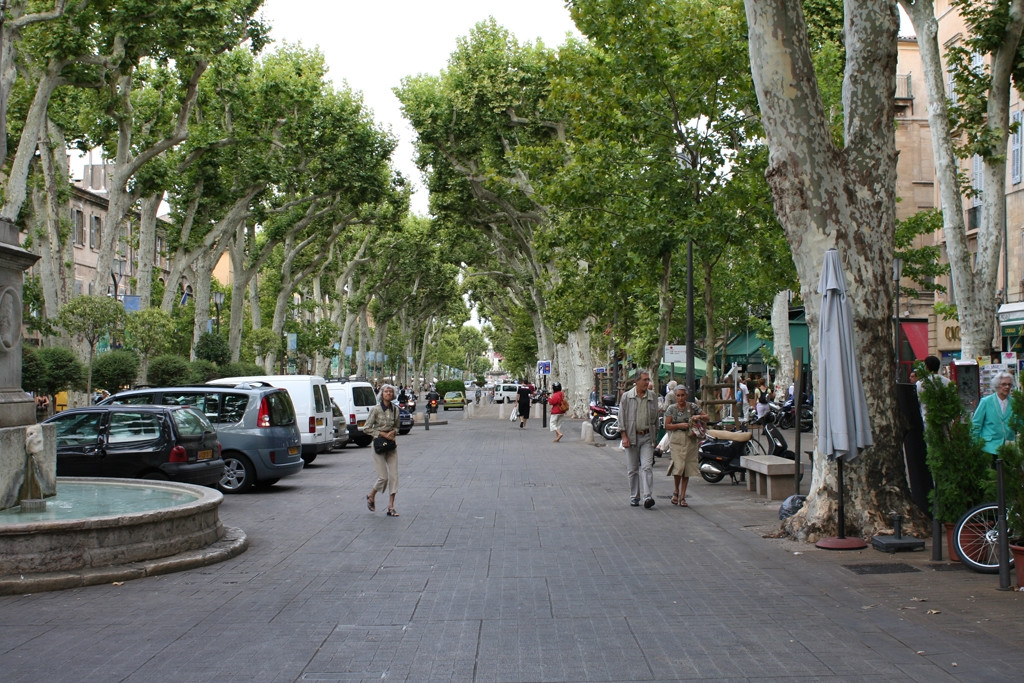 Улица в Экс-ан-Прованс, Франция. Фото 3 – фотографии Франции