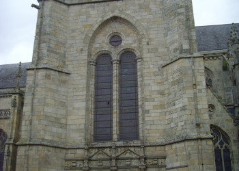 Храм в Динане, Франция – фотографии Франции