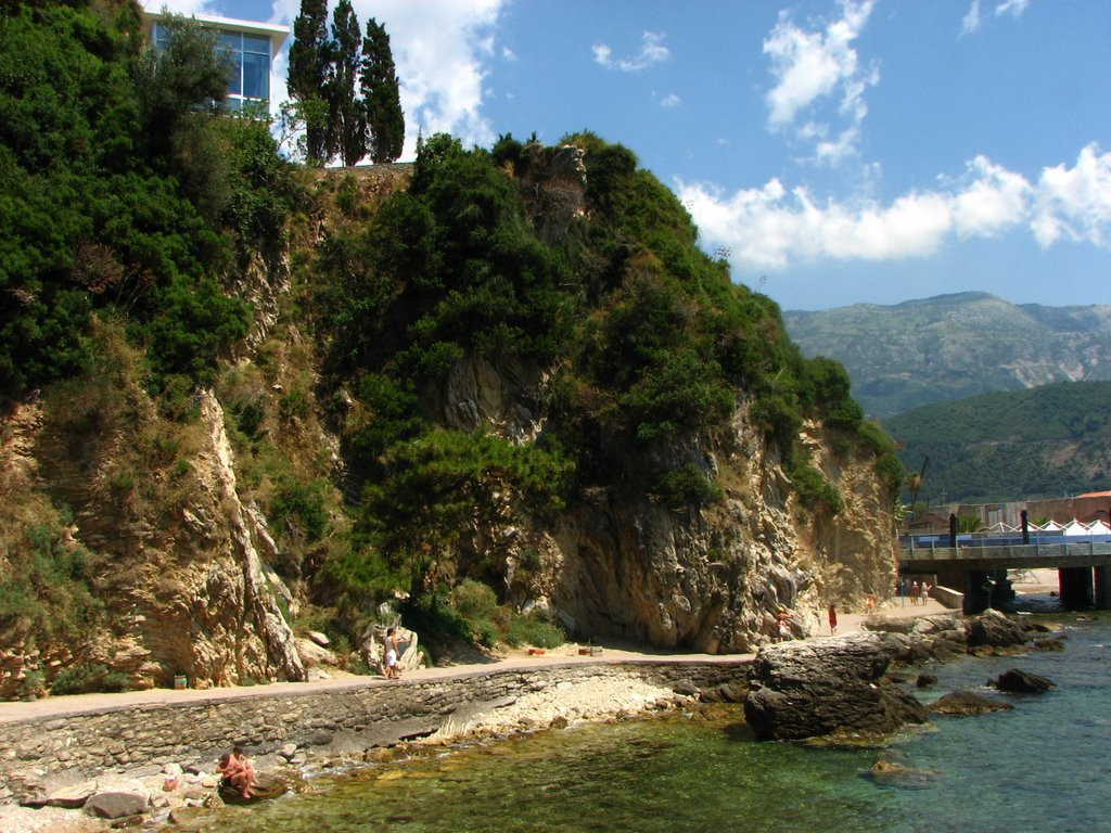 Скала в Будва, Черногория – фотографии Черногории