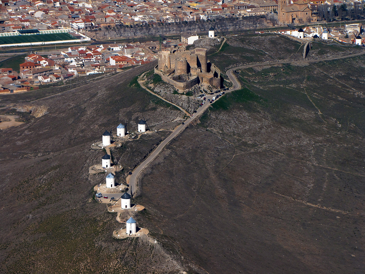 Ветряные мельницы в Консуэгре, Толедо, Испания. Фото 4 – фотографии Испании