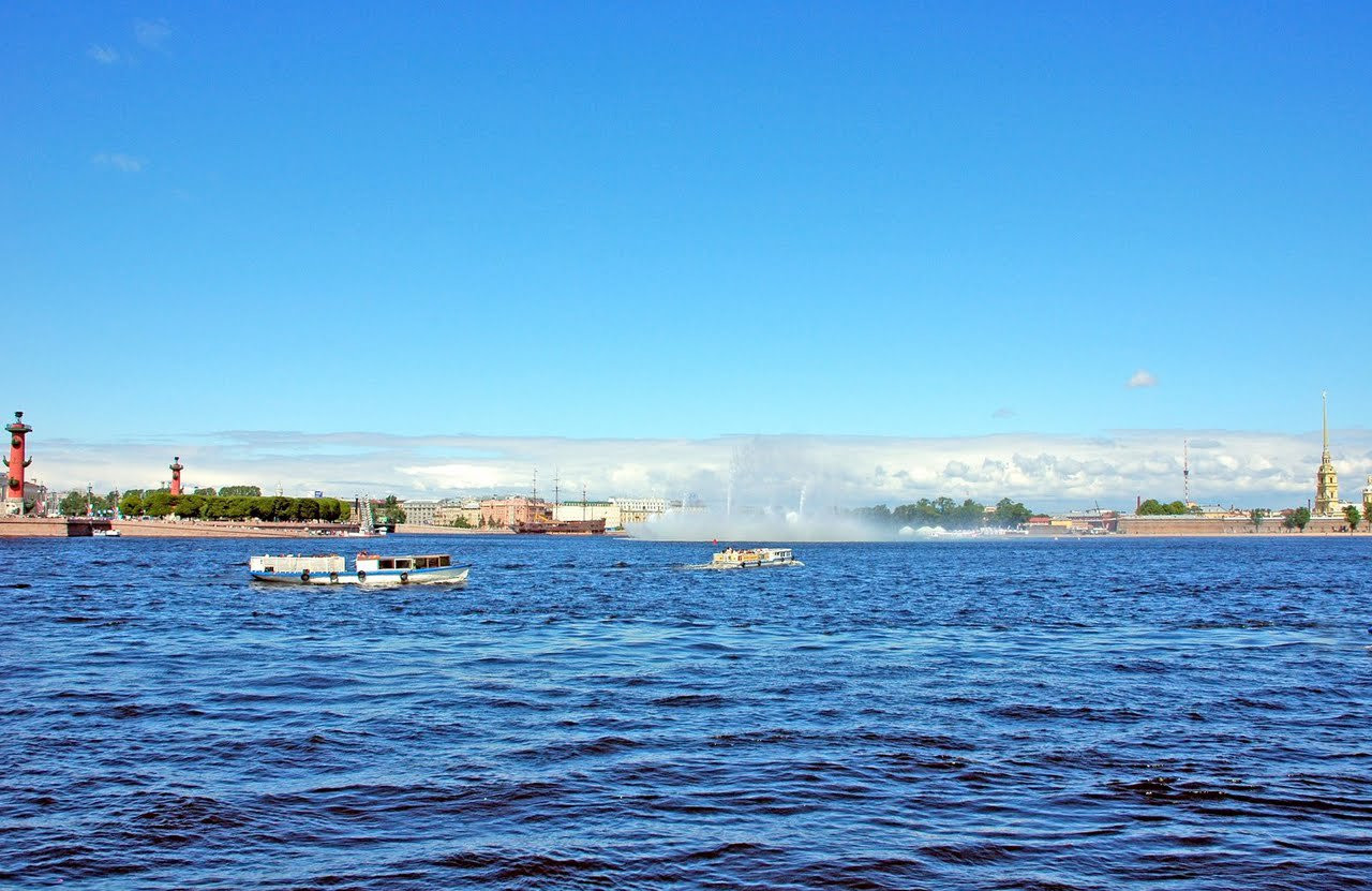 Река в Санкт-Петербурге, Россия. Фото 4 – фотографии России