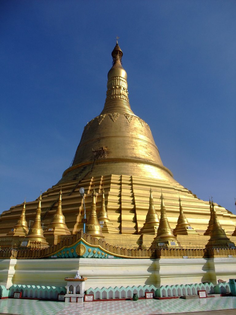 Пагода Швемадо (Shwemawdaw Paya) – фотографии Мьянмы