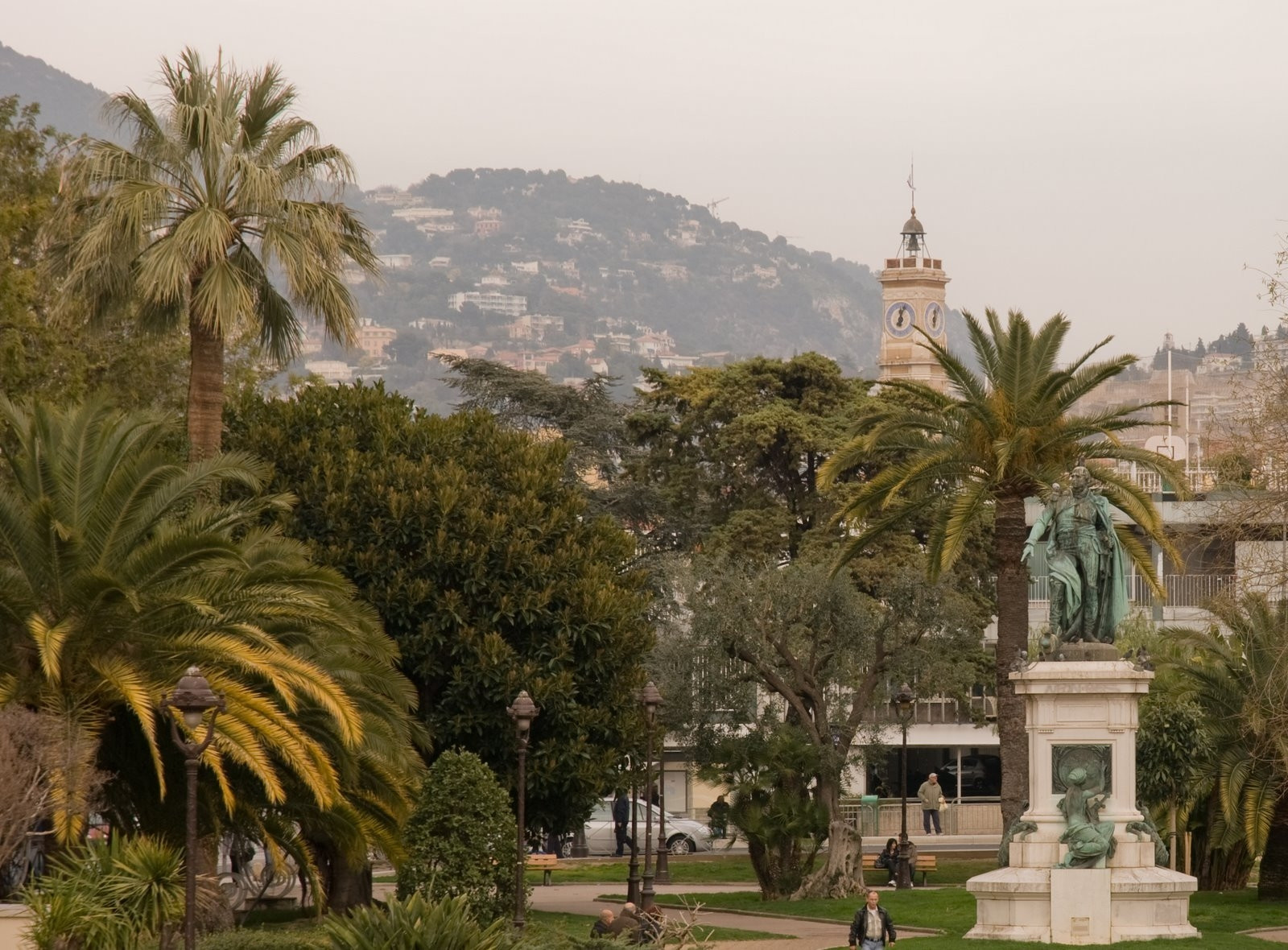 Памятник в Ницце, Франция. Фото 1 – фотографии Франции