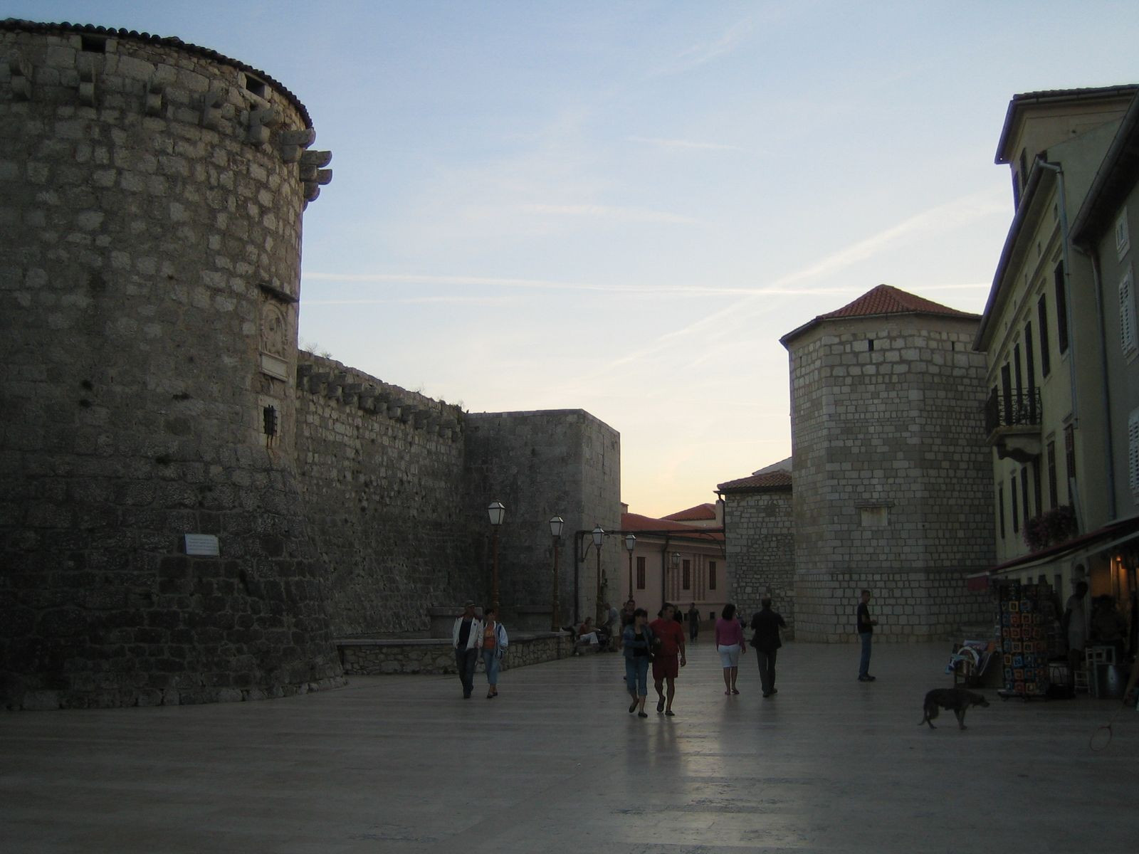 Люди в Крк, Хорватия – фотографии Хорватии