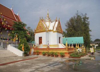 Храм в Канчанабури, Тайланд. Фото 10 – фотографии Таиланда